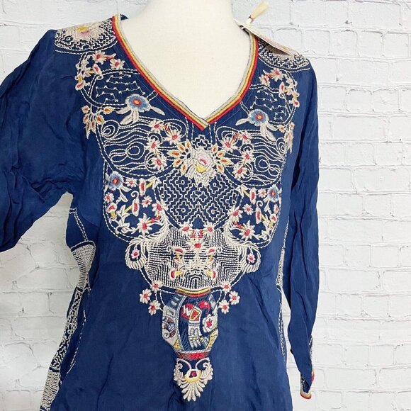 Johnny Was Peyton Blouse Women’s S Colorful Embroidered Blue Rayon Boho V-neck - Picture 3 of 10